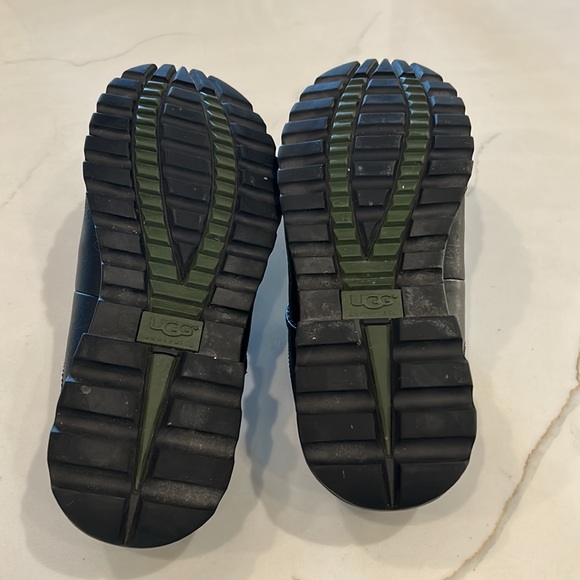 UGG black leather slip on shoes. Size 8. Excellent condition outside and sole. - Picture 3 of 4